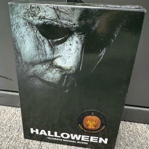 Halloween Ultimate Michael Myers figurine